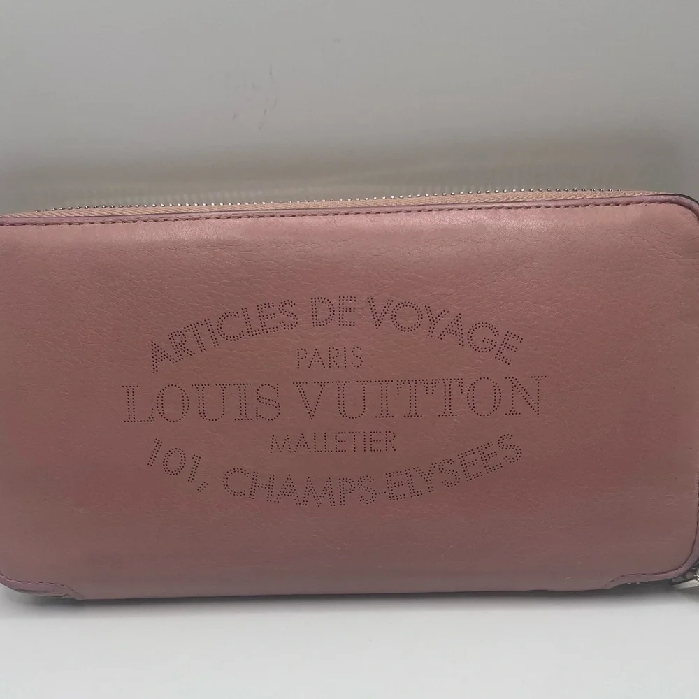 Louis Vuitton Articles De Voyage Zippy Wallet